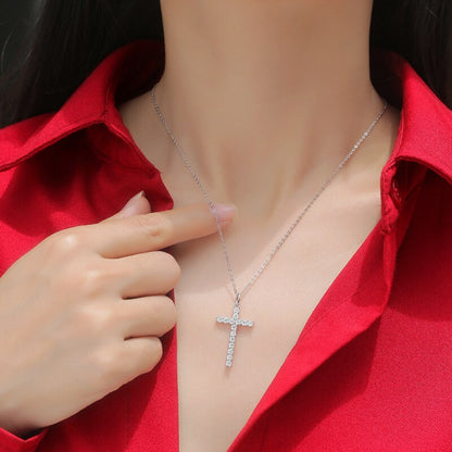 Colar Cruz Brilhante Moissanite em Prata - Loratta 